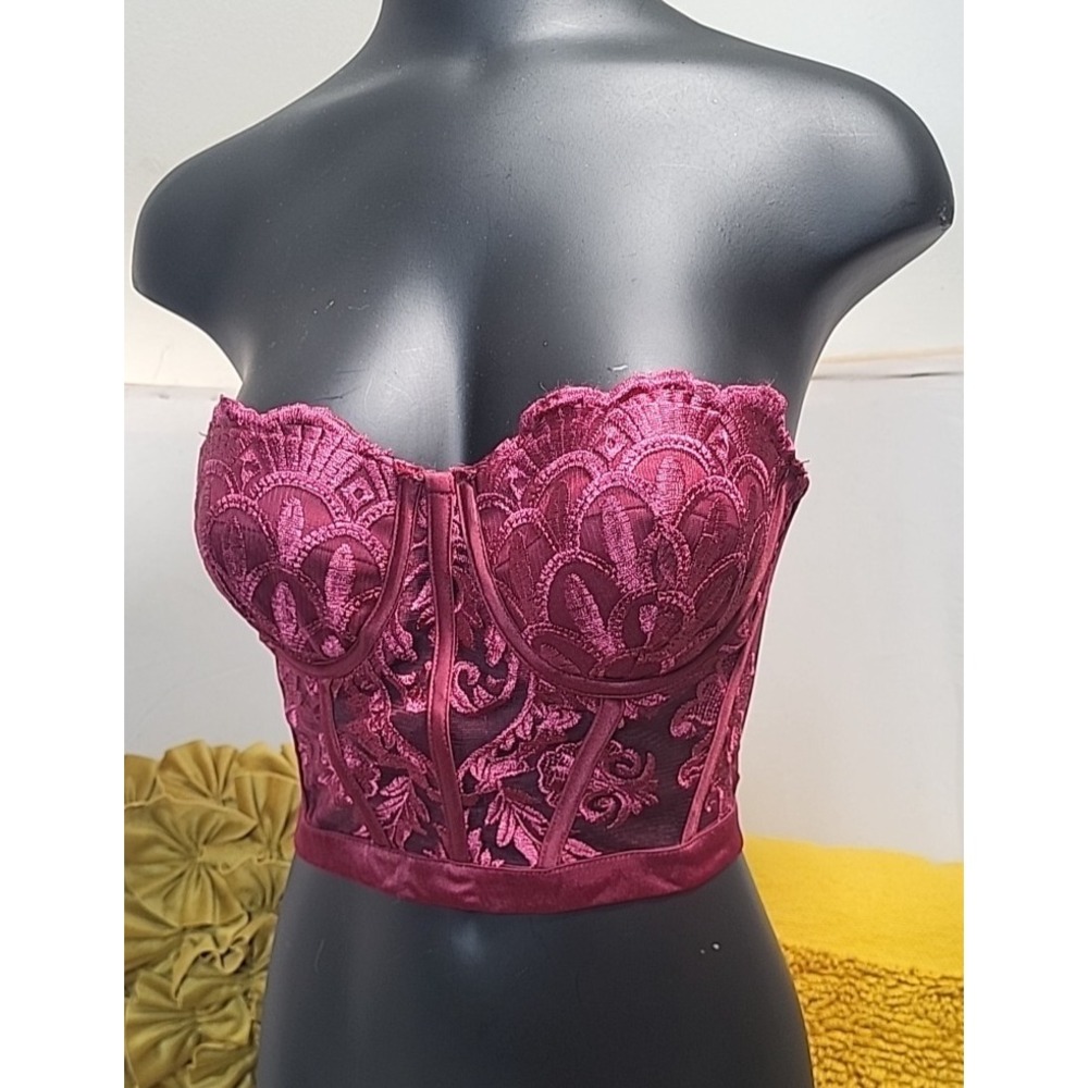 Charlotte Russe Bustier Lingerie Size Small Magenta Pink Lace Underwire Boned